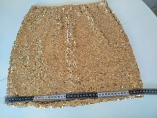 Bonita Falda de Lentejuelas Doradas