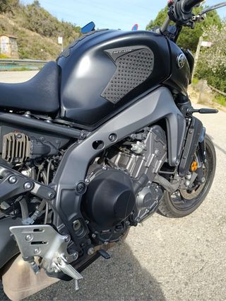 Yamaha MT09 Negra