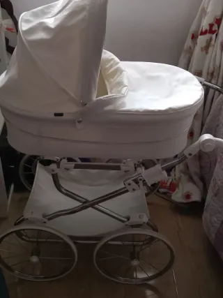 Carro de muñecas Bytax