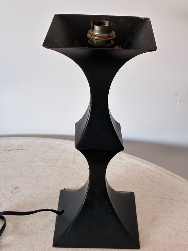 Lámpara Mesa Vintage Metal Negra