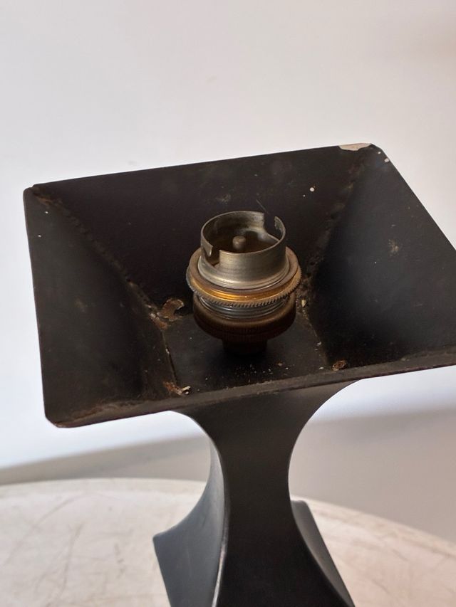 Lámpara Mesa Vintage Metal Negra