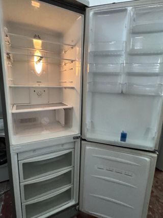 FRIGORIFICO COMBI NO FROST LG EN INOX