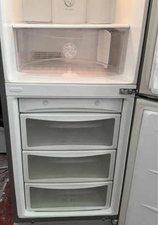 FRIGORIFICO COMBI NO FROST LG EN INOX