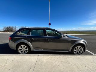 Audi A4 Allroad 2014