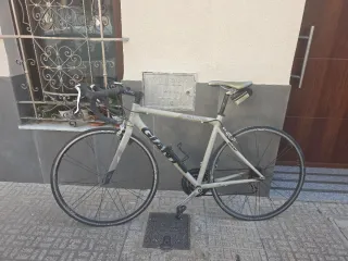 Bicicleta de carretera ITM