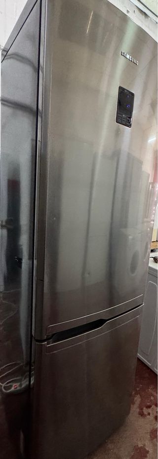 FRIGORIFICO COMBI NO FROST EN INOX SAMSUNG