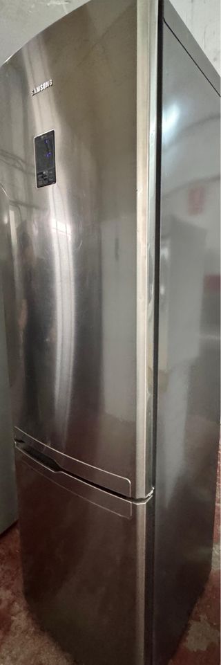FRIGORIFICO COMBI NO FROST EN INOX SAMSUNG