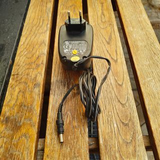 Adattatore di corrente universale MW 1.5V-12V