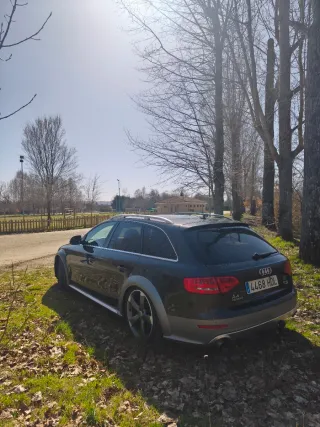 Audi A4 Allroad 2012