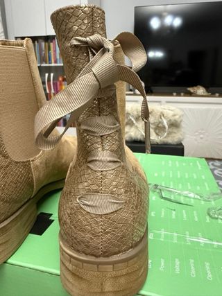 Botas Beige Piel Serpiente Talla 40