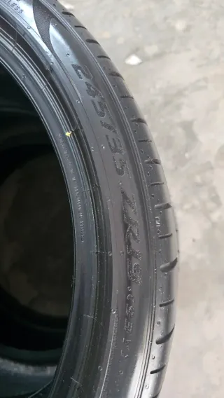 Neumáticos 245 35 19 Pirelli seminuevos
