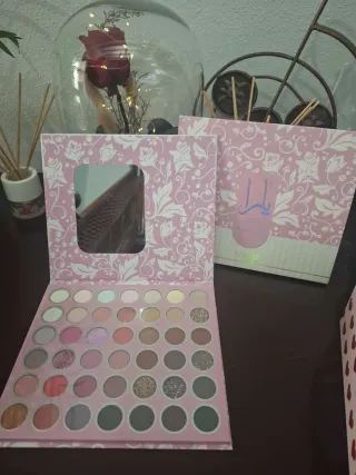 Paleta de sombras de ojos Donna