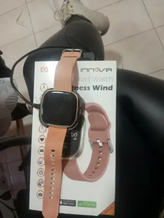 Smartwatch Innova Dorado y Rosa