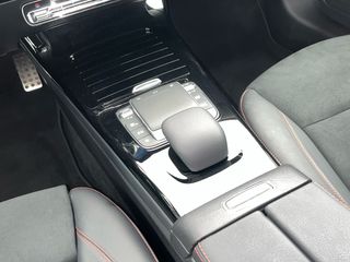 Mercedes-Benz Clase A 200 120 kW (163 CV)