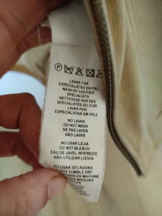 Chaqueta Massimo Dutti Beige Cuero. Vintage