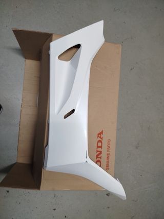 Tapas Carenado Honda PCX 125 Blancas. 2022