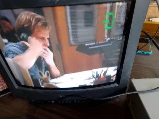 Sony Trinitron KV-14T1A CRT TV per Retrogaming