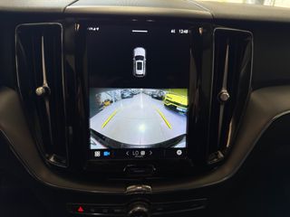 Volvo XC60 B4 197cv pegantina ECO