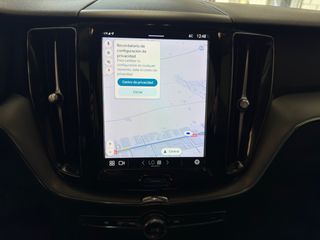 Volvo XC60 B4 197cv pegantina ECO