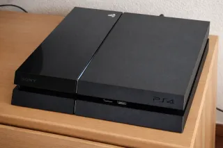 PlayStation 4 500GB + 3 Juegos + Mando