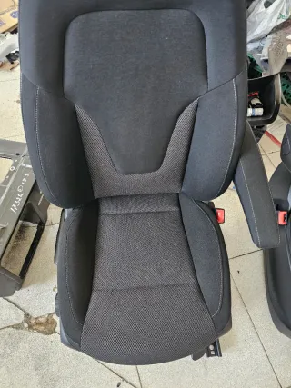 Asientos Delanteros Mercedes Clase V W447