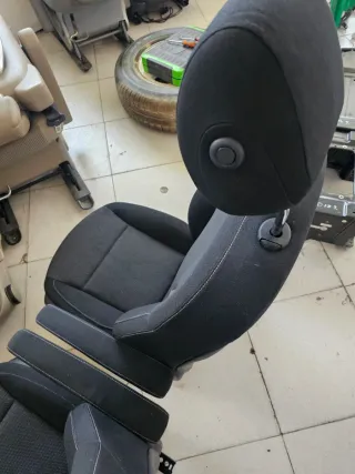 Asientos Delanteros Mercedes Clase V W447