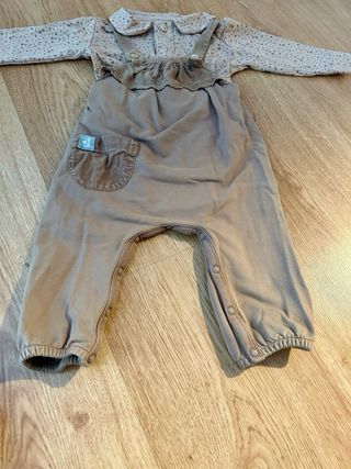 Conjunto Snug bebé peto, body y gorro