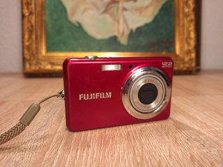 Cámara Digital Fujifilm Finepix J32 Roja