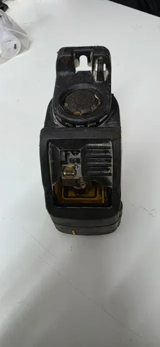 Nivel Láser DEWALT DW088CG