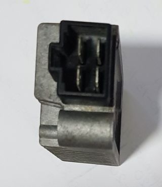 Rectificador Corriente Derbi GPR 125 SH629A-12