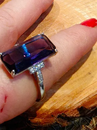 Anillo cóctel amatista rectangular