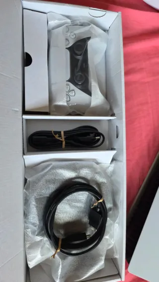 Consola PS5 con Lector discos + Mando + 2 Juegos