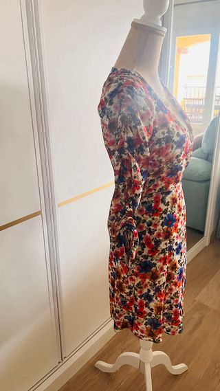 Vestido Naf Naf floral multicolor