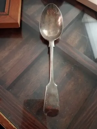 Cucharón antiguo plateado