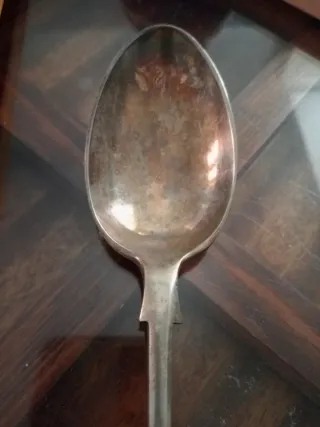 Cucharón antiguo plateado