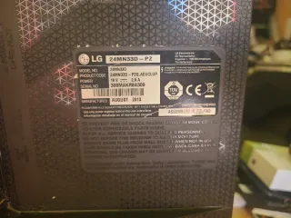 Monitor LG 24 pollici