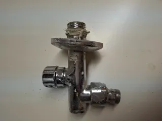 Rubinetto in metallo