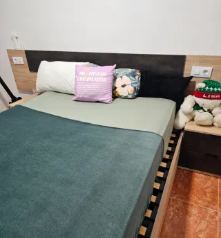 Dormitorio sin armario sin estrenar