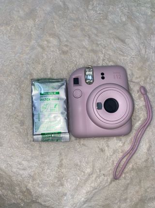 Cámara Instax Mini 12 Rosa Pastel ,incluye 10fotos