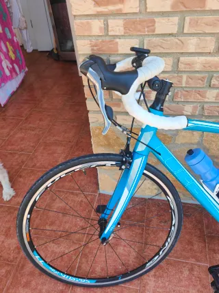 Bicicleta carretera Cube Talla M