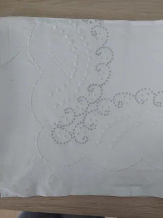 Juego sábanas bordado a mano