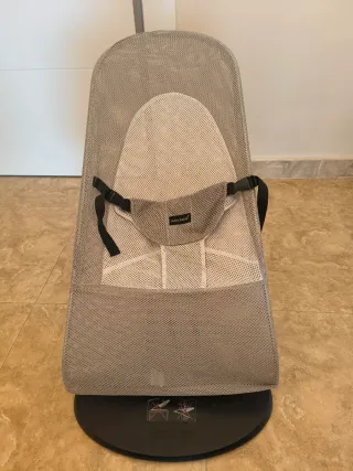 Hamaca BabyBjörn beige + 3 fundas + juguete