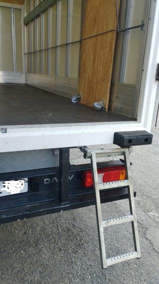 Furgoneta Iveco con muy pocos kms.