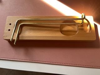 Quemador Palo Santo Madera y Metal Dorado