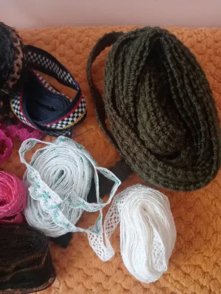 Lote de puntillas y pasamanería