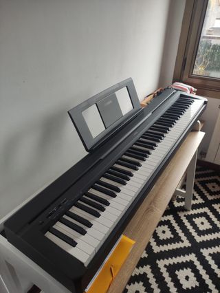 Piano Yamaha P-45