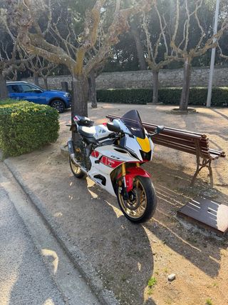Yamaha R7 60 Aniversario