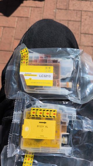 Cartuchos de tinta LC3213 Cyan, Magenta, Yellow