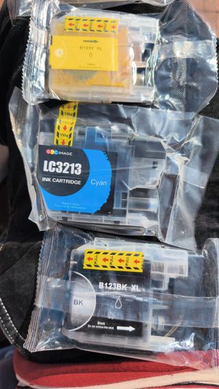 Cartuchos de tinta LC3213 Cyan, Magenta, Yellow