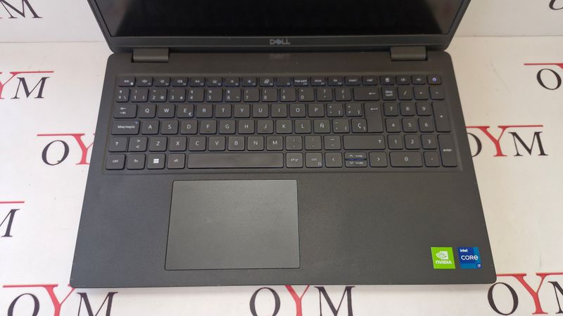 Dell Latitude 3520 Portátil afbeelding 2